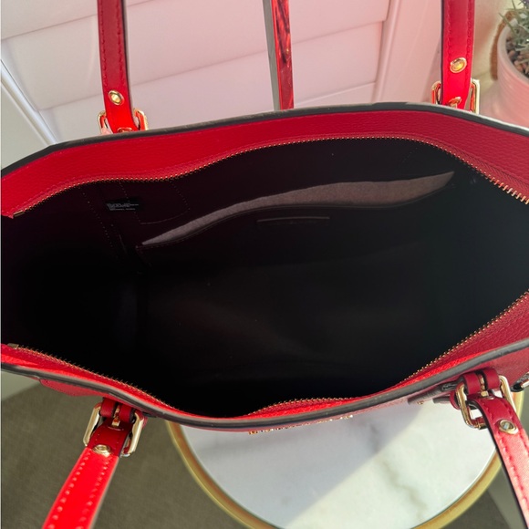 MICHAEL KORS VOYAGER EAST WEST MK SIGNATURE TOTE SHOULDER BAG - Picture 10 of 17